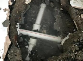 新兴阳台漏水维修公司为您分享楼上楼下漏水怎么处理